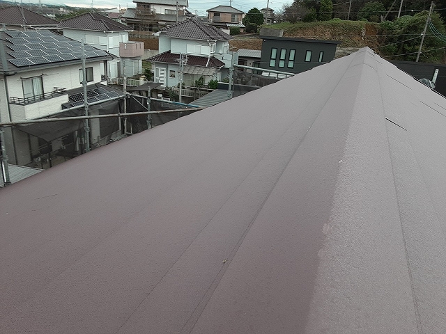 棟板金の施工完了です